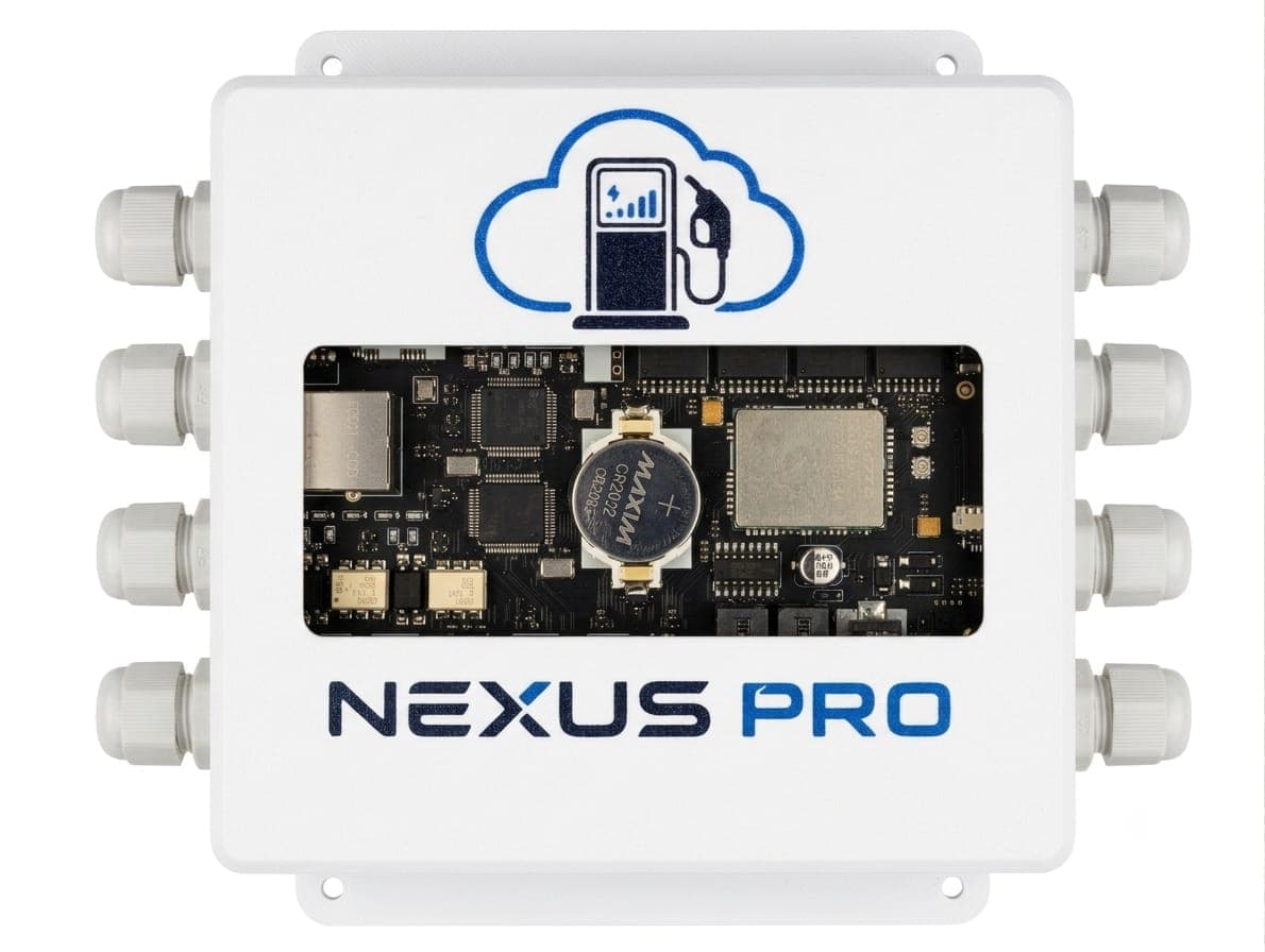 Vista del gabinete NEXUS PRO y su placa controladora